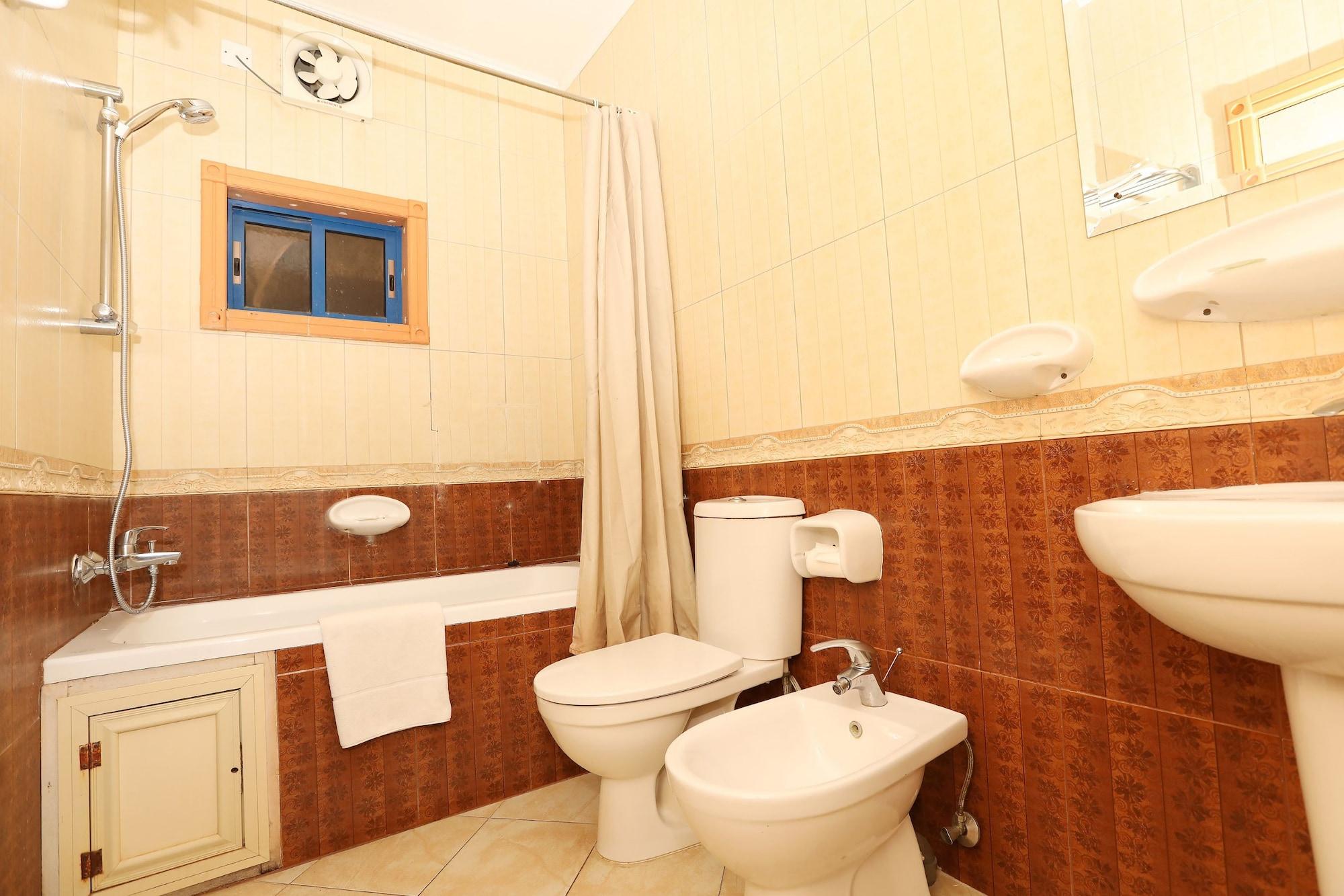 Sea Shell Hotel Manama Exterior photo