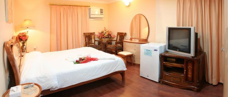 Sea Shell Hotel Manama Exterior photo